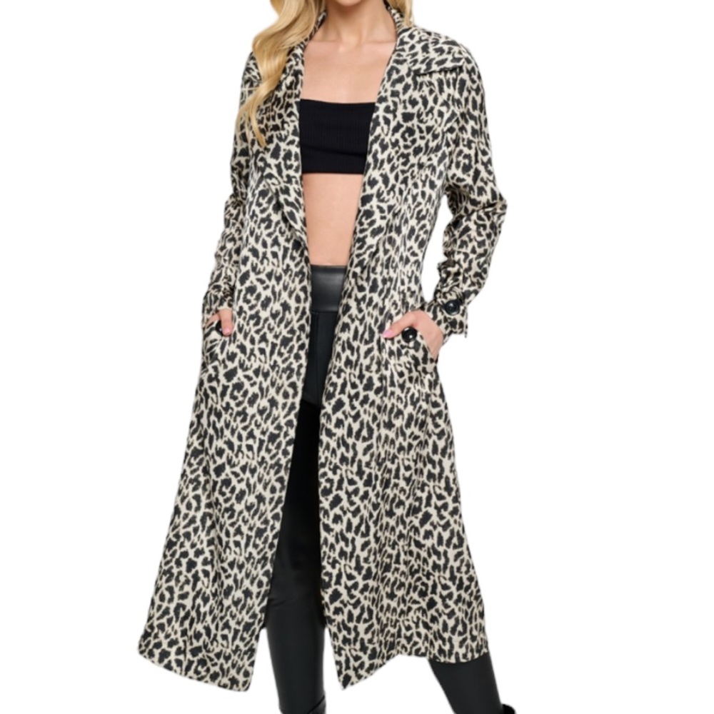 NWT Women’s Lightweight Leopard Satin Duster Cardigan